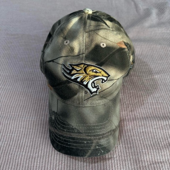 Towson University stick & leaf style camo hat - Picture 5 of 7